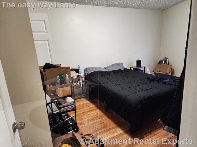 Photo - 94 River St Apartment