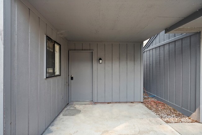 Building Photo - 26621 Orchid Ct