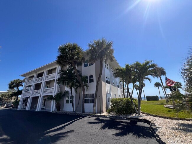 Building Photo - 1273 Florida A1A