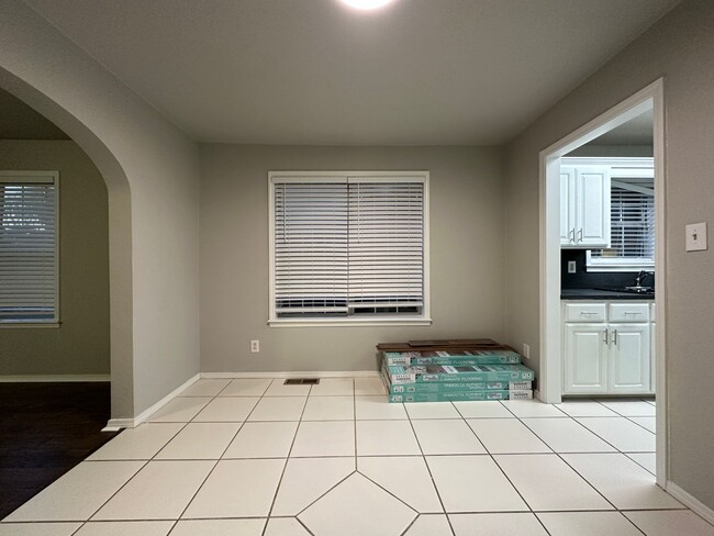 Foto del edificio - Gorgeous Remodeled Home - 2 Bed, 1 Bath, 1...