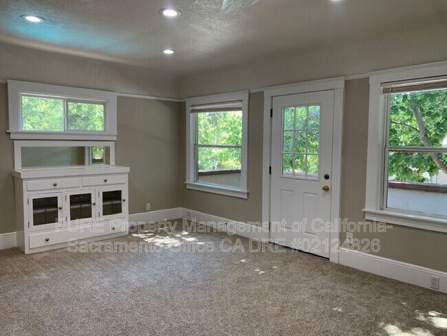 Foto del edificio - 1410 1/2 19th St