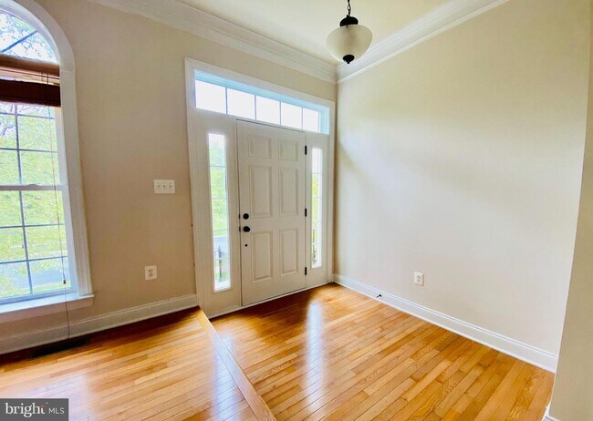 Building Photo - 22402 Brick Haven Way