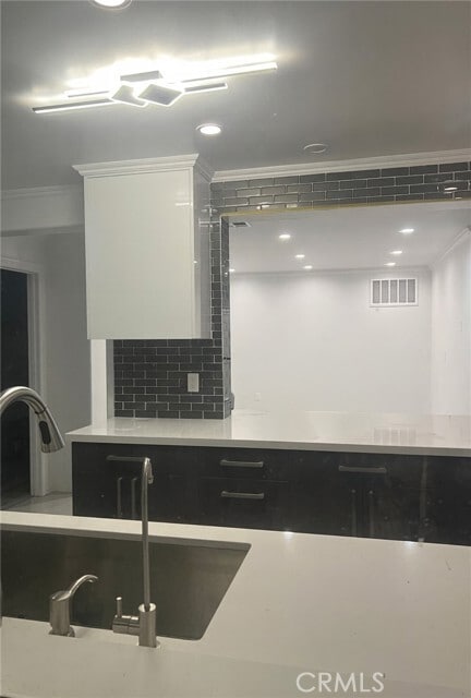 Foto del edificio - 3381 Oakmont View Dr