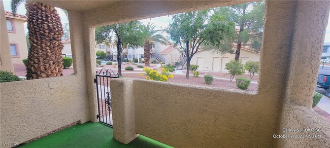 Building Photo - 1208 Observation Dr