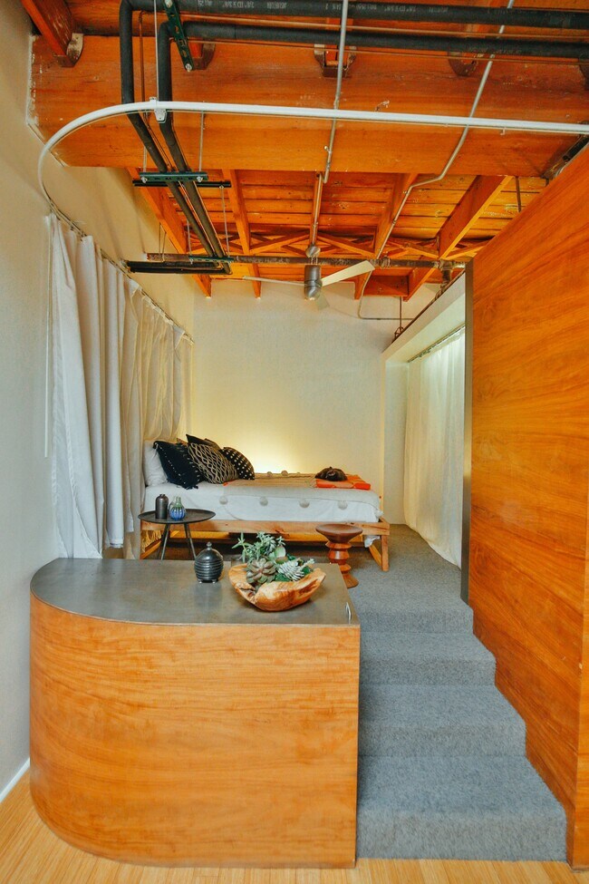 Building Photo - 500 Molino St