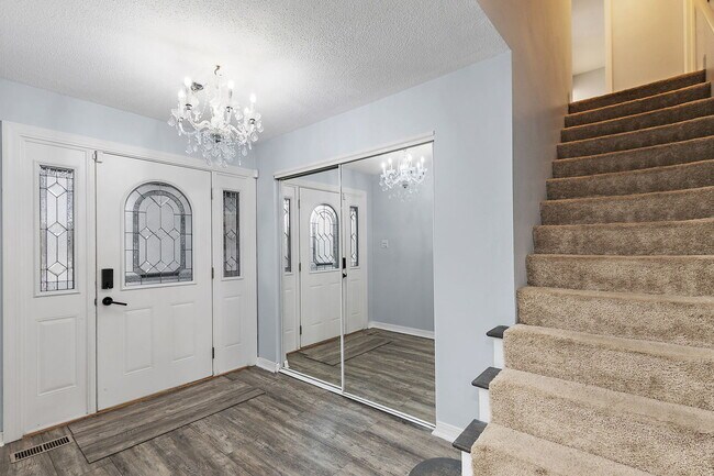 Foto del edificio - 1126 Tiverton Ct