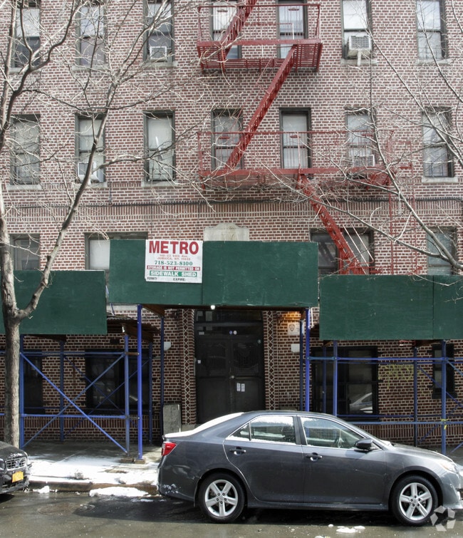 Building Photo - 1770 Walton