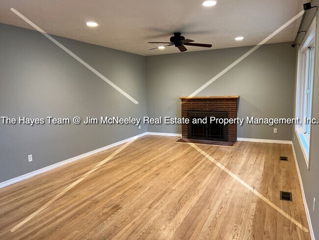 Building Photo - 5 br, 2 bath House - 1122 SE 147th Ave.