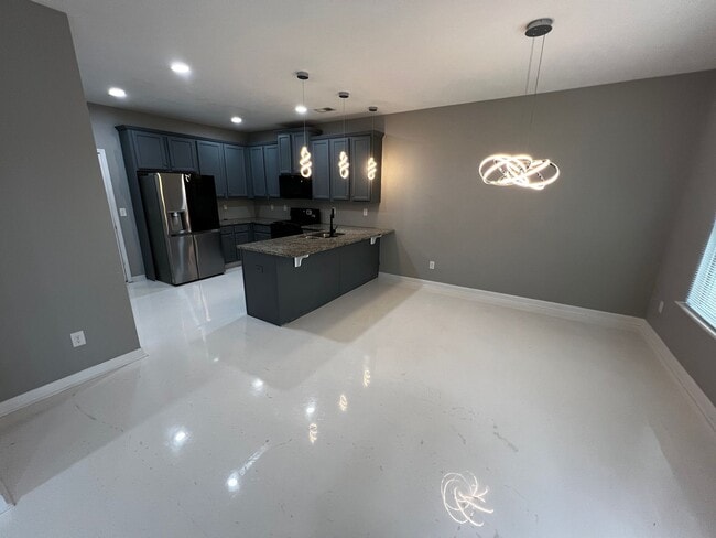 Building Photo - 128 Worthing Ln