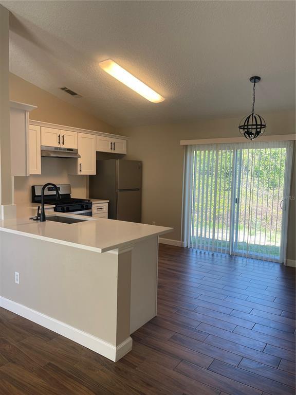 Building Photo - 18 Starling Dr