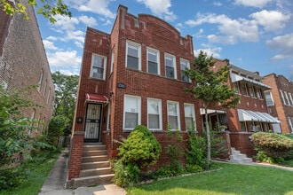 Building Photo - 1702 N Meade Ave