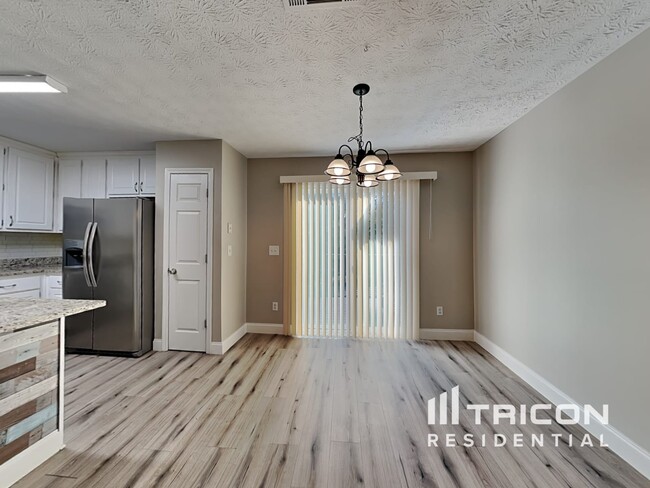 Building Photo - 1029 Matthews Way