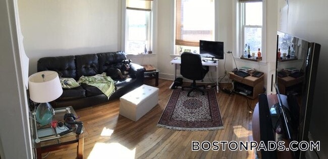 Building Photo - 1450 Commonwealth Ave