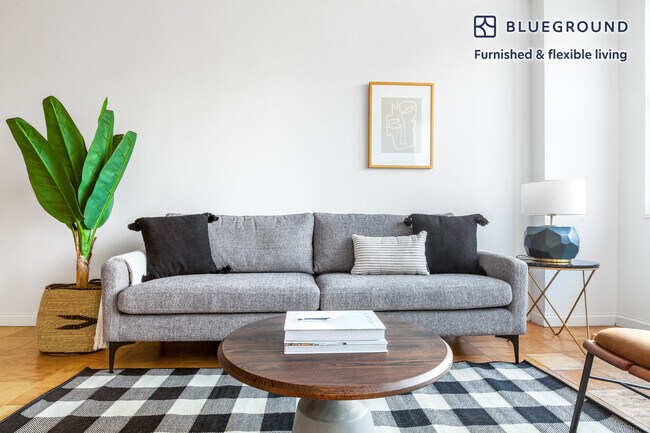 Foto del edificio - 240 E 27th St