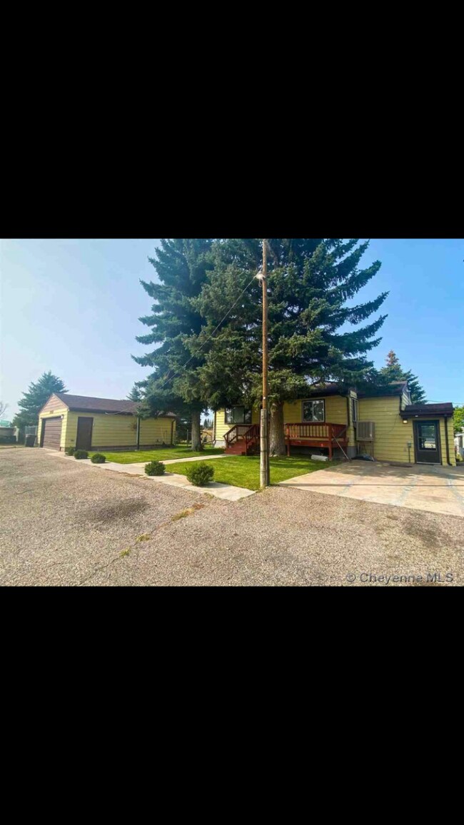 Building Photo - 4614 E Pershing Blvd