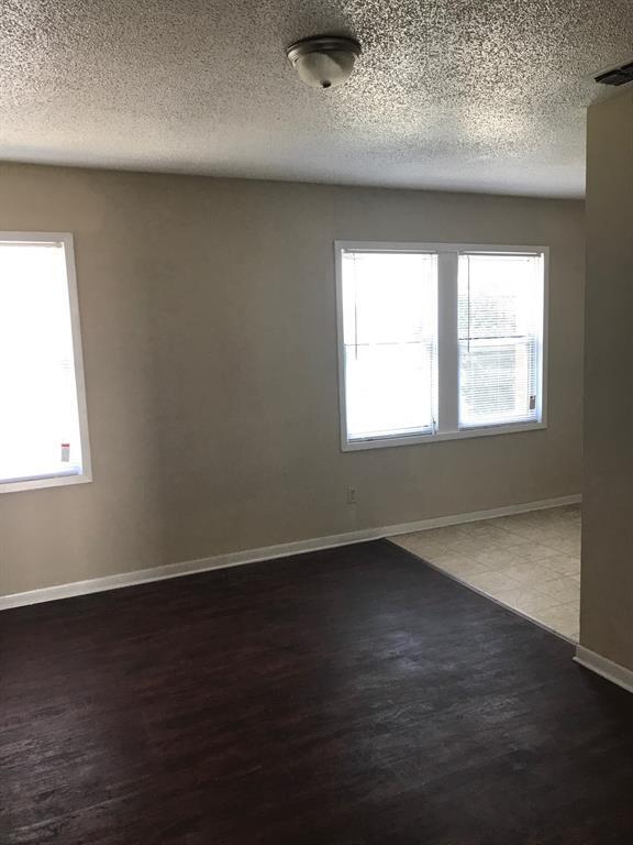 Foto del edificio - 2083 N 2nd St