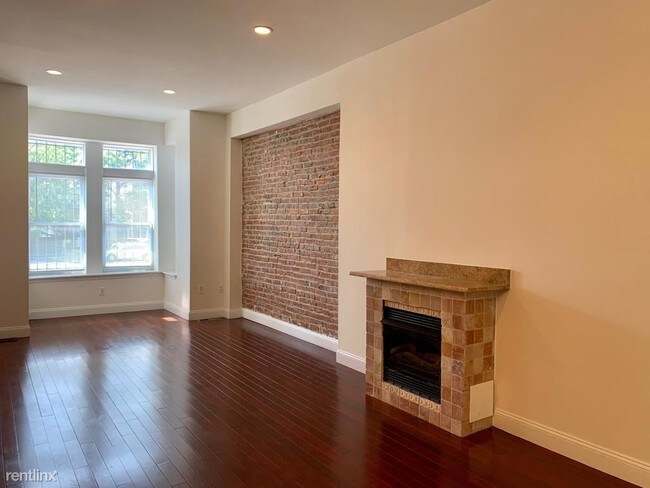Building Photo - 461 Florida Ave NW