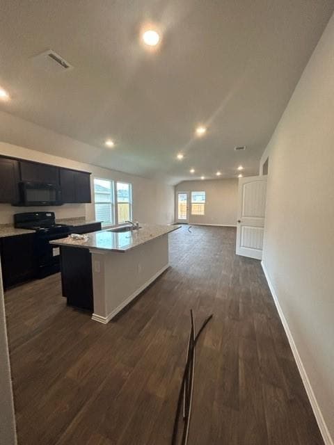 Building Photo - 224 Rough Holw Cv