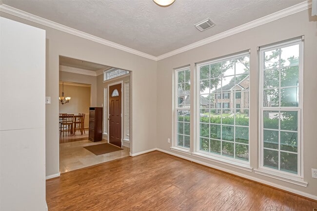Foto del edificio - 3415 Brinton Trails Ln