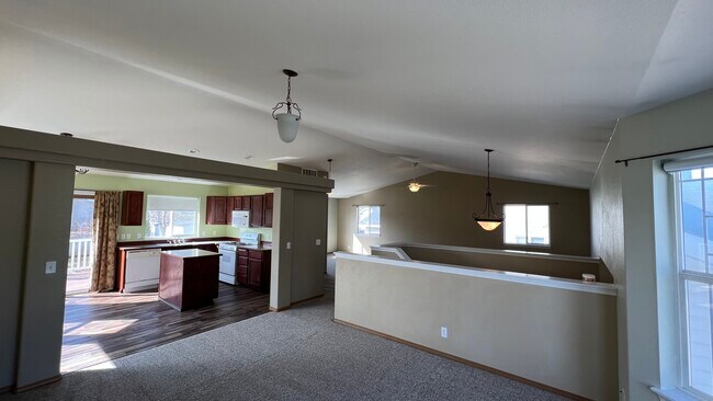 Building Photo - 5887 N Troon St