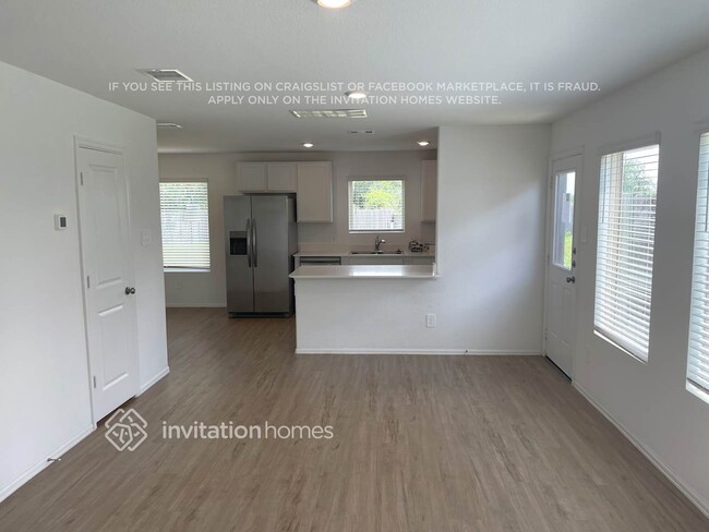 Building Photo - 18842 Charter Elm Dr