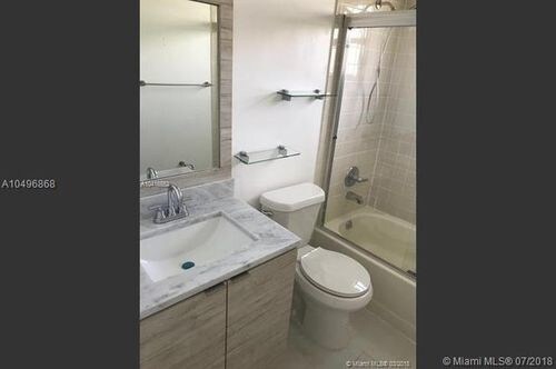 Foto del edificio - 10865 NW 7th St
