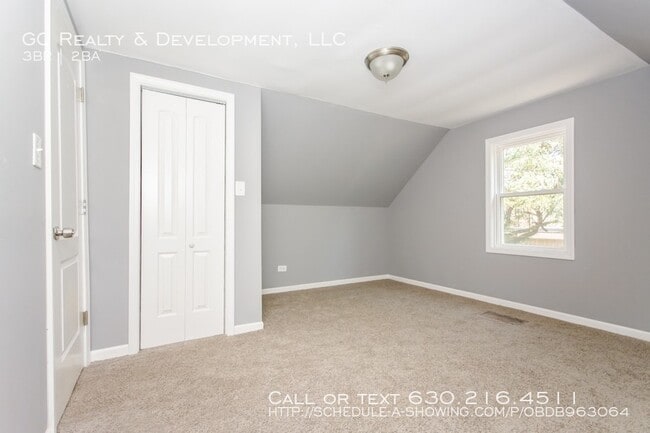 Building Photo - 10546 S Aberdeen St