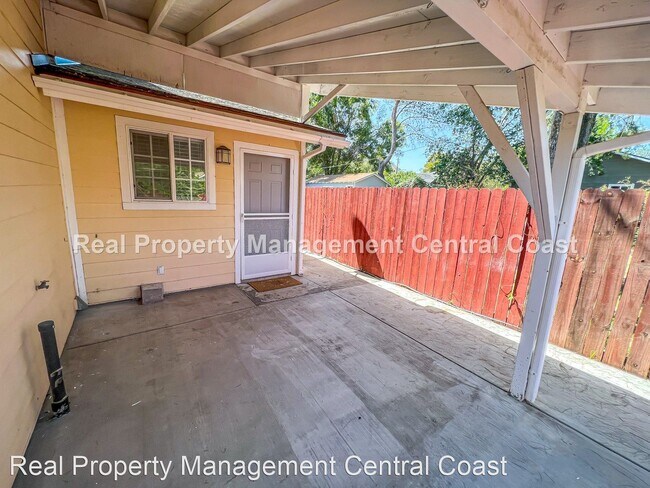 Building Photo - 1 br, 1 bath House - 2072-B Harris Street