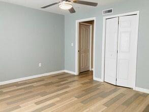 Building Photo - 1220 Market St