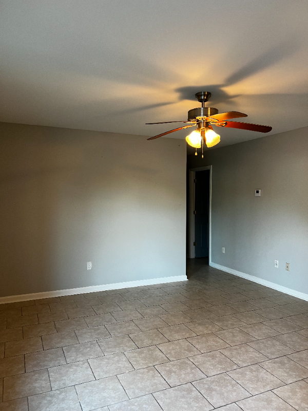 Building Photo - 2979 LA-1