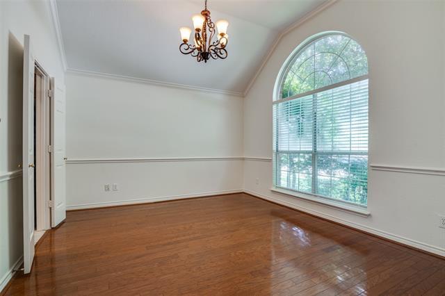 Building Photo - 313 Bricknell Dr