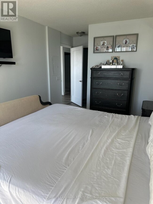 Building Photo - 310 Red Maple Rd