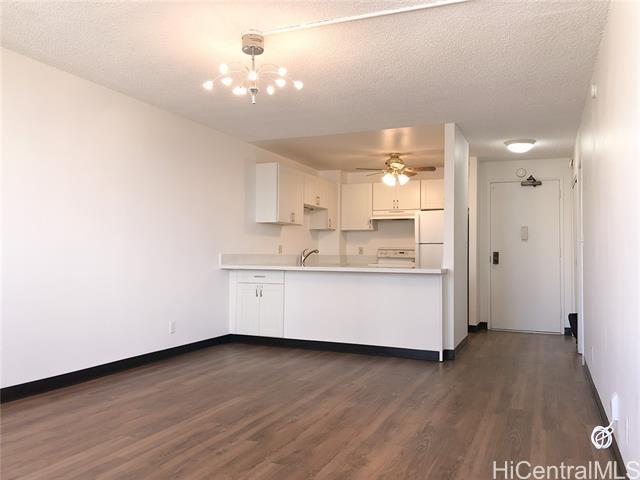 Building Photo - 1255 Nuuanu Ave