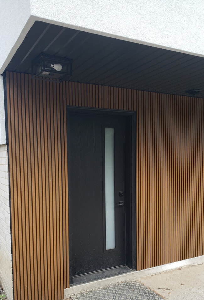 Building Photo - 44 Somerdale Sq