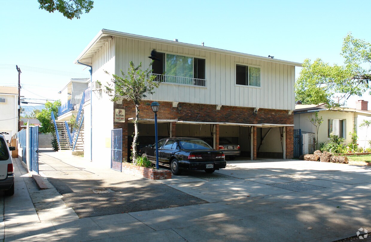 Primary Photo - 601 Hawthorne St