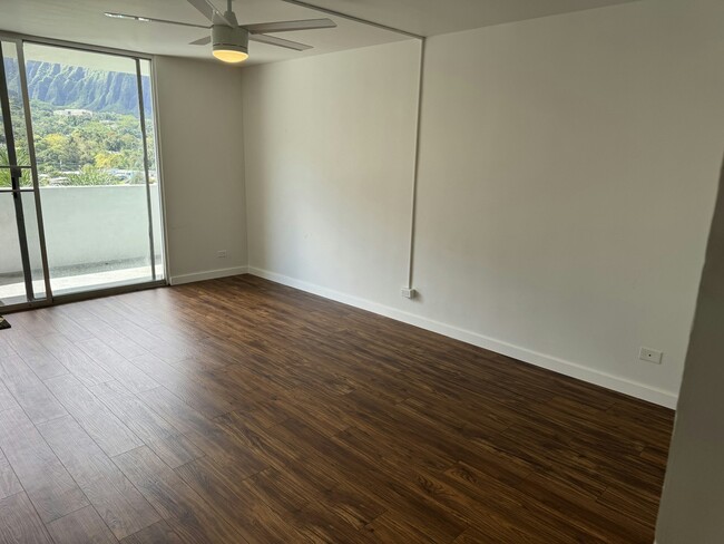 Building Photo - 45-535-535 Luluku Rd