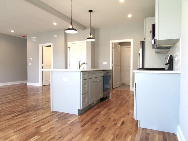 Building Photo - 964 Partridge Cir