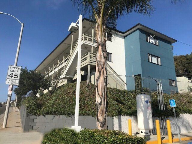 Foto del edificio - 5642 S La Brea Ave