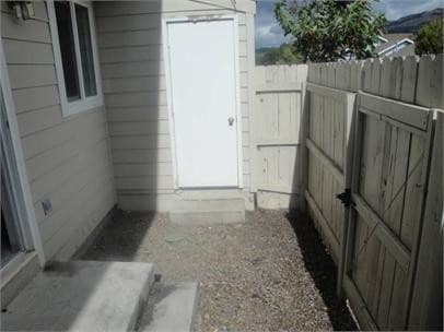 Building Photo - 240 Suncrest Rd