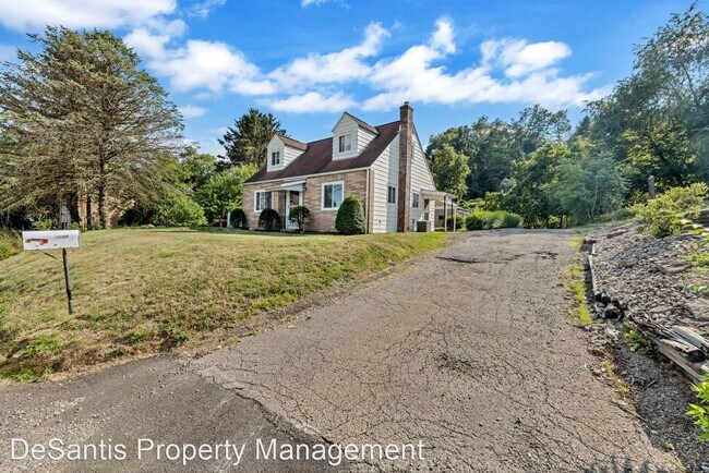 Foto del edificio - 3 br, 1 bath House - 1320 Main Street