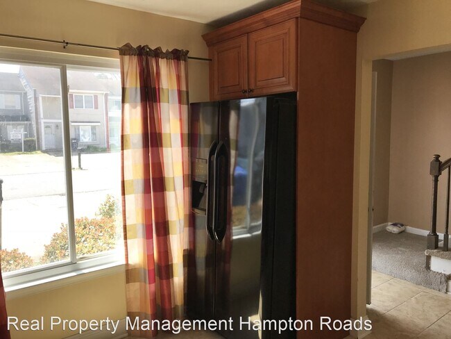 Foto del edificio - 5320 Grand Lake Crescent