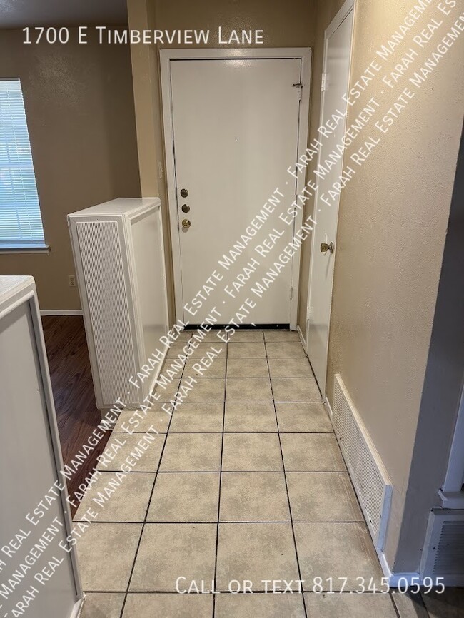 Foto del edificio - 1700 E Timberview Ln