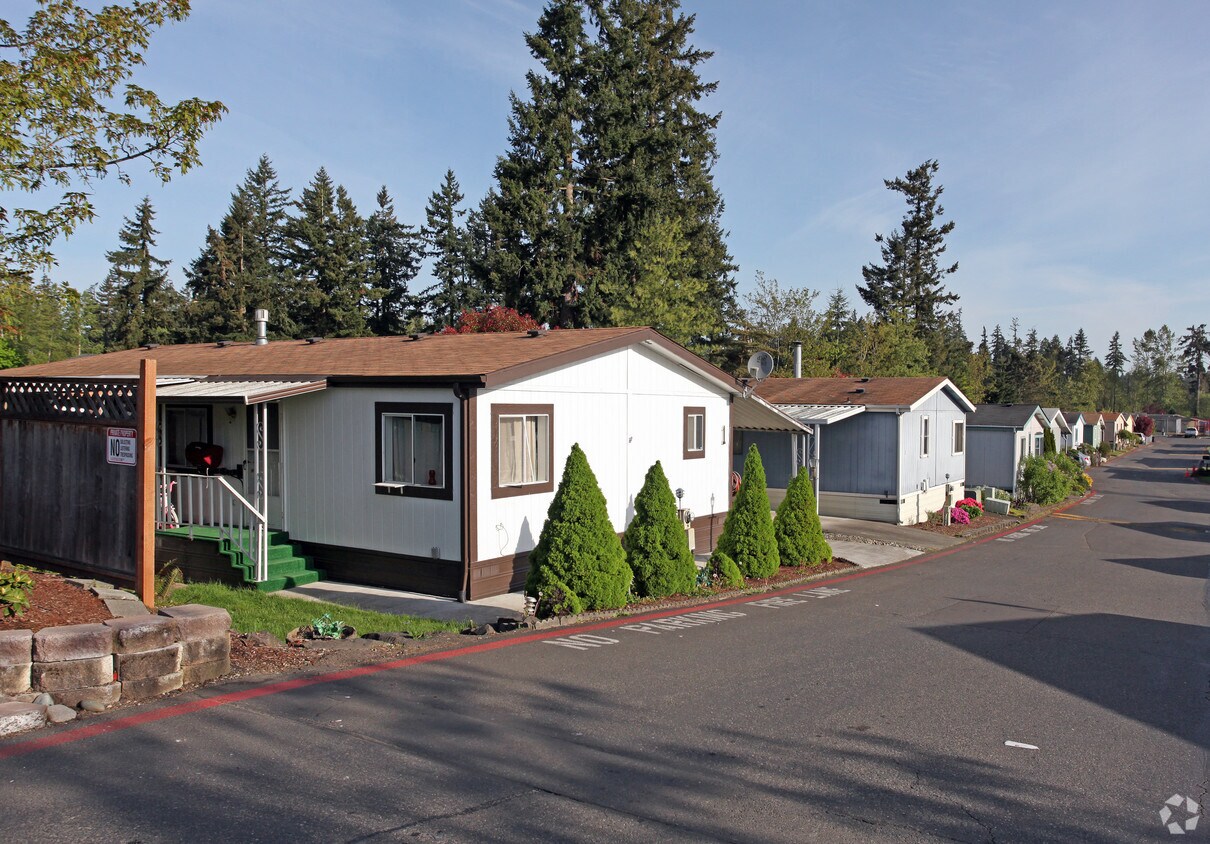 Soos Creek Mobile Estates Apartments in Kent, WA