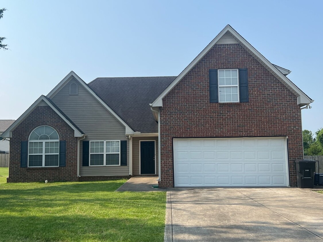 Great location! Close to Everything! - Great location! Close to Everything!