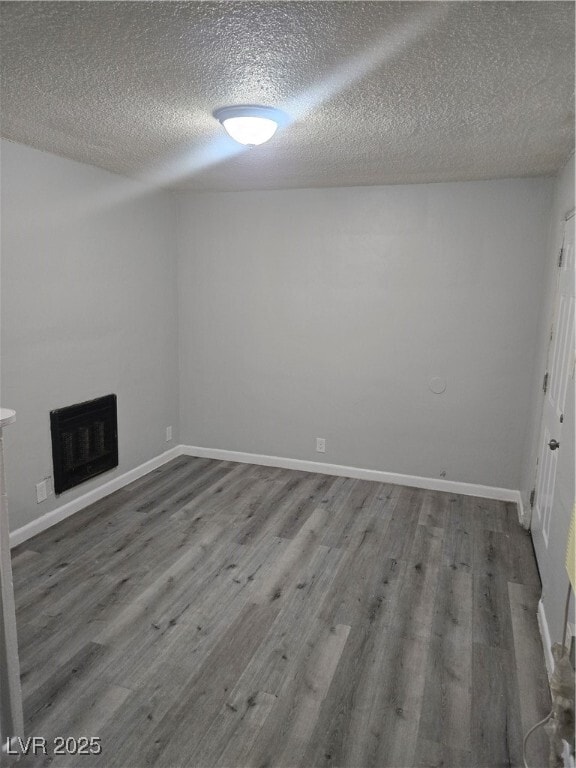 Building Photo - 409 W Van Buren Ave