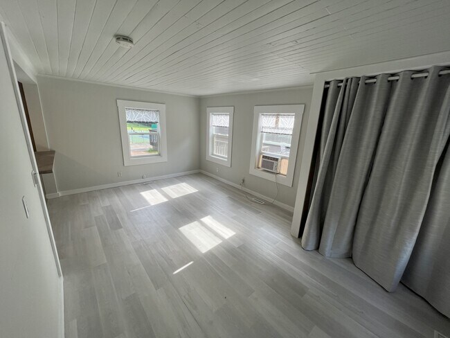 Foto del edificio - 3812 Park Ln