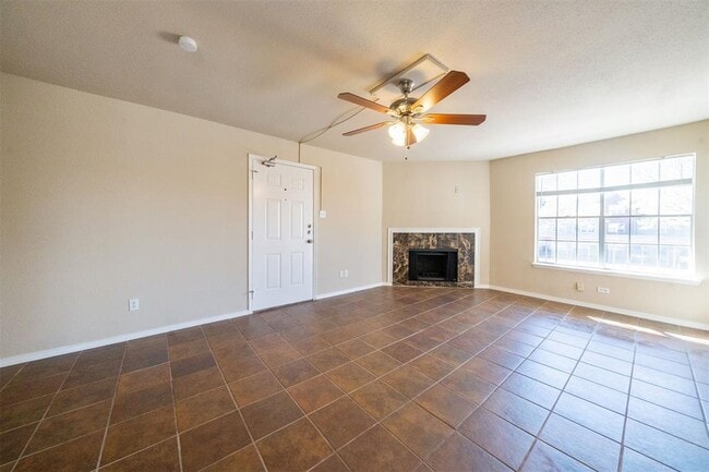 Building Photo - 10630 Westbrae Pkwy