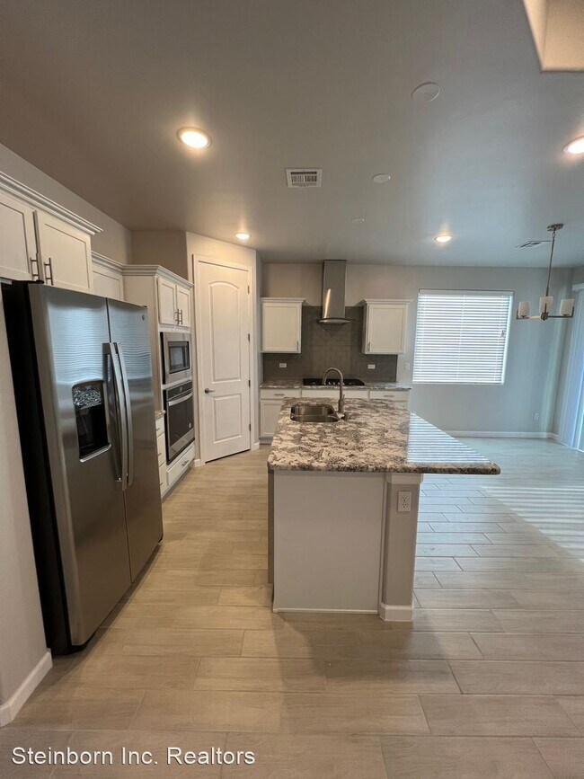 Building Photo - 3 br, 2 bath House - 4133 Tawny Park Rd.