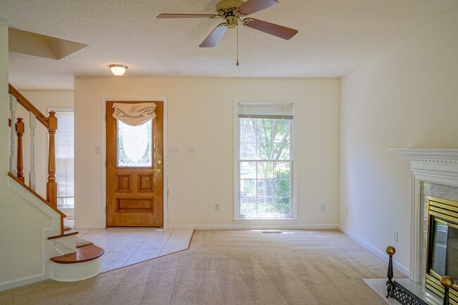 Building Photo - JUST RENTED!