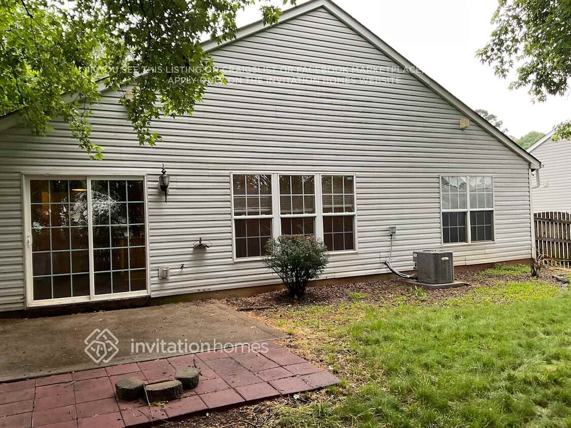 Foto del edificio - 2073 Chapel Creek Rd
